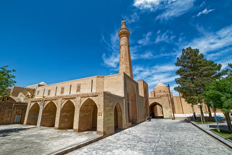 day seven isfahan
